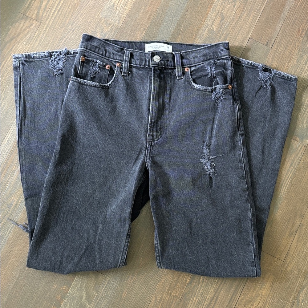 Abercrombie & Fitch Ultra High Rise 90s Straight Jeans